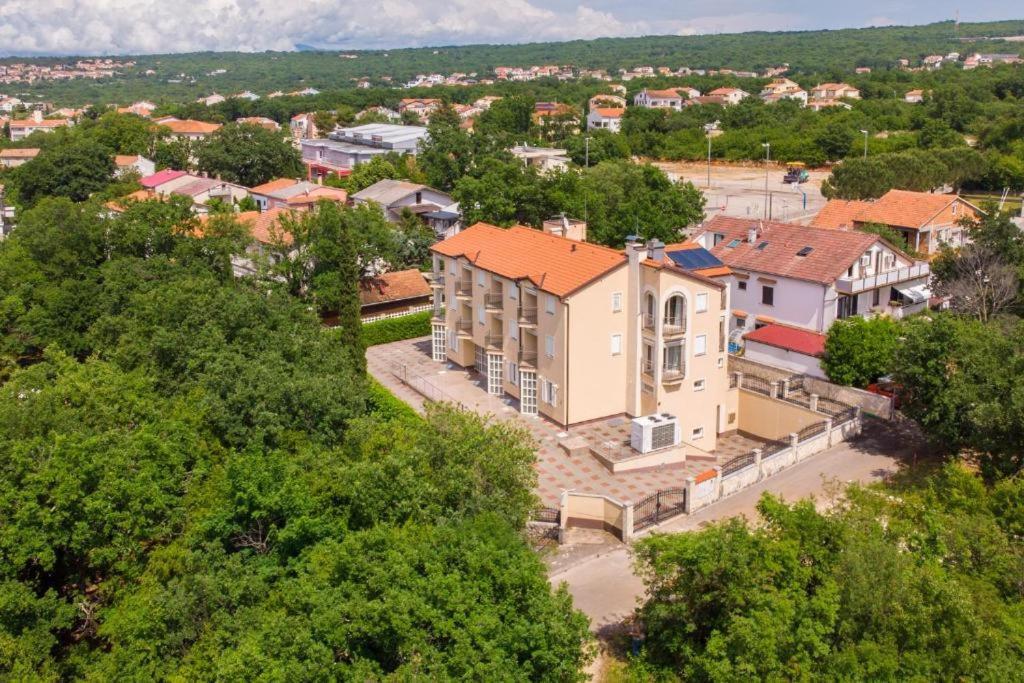 B&B Pansion Vago Malinska Εξωτερικό φωτογραφία