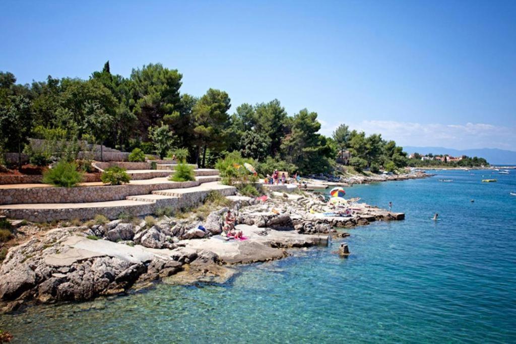 B&B Pansion Vago Malinska Εξωτερικό φωτογραφία