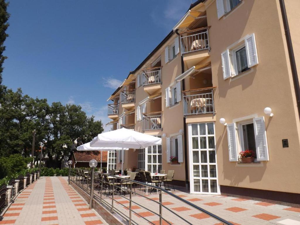 B&B Pansion Vago Malinska Εξωτερικό φωτογραφία